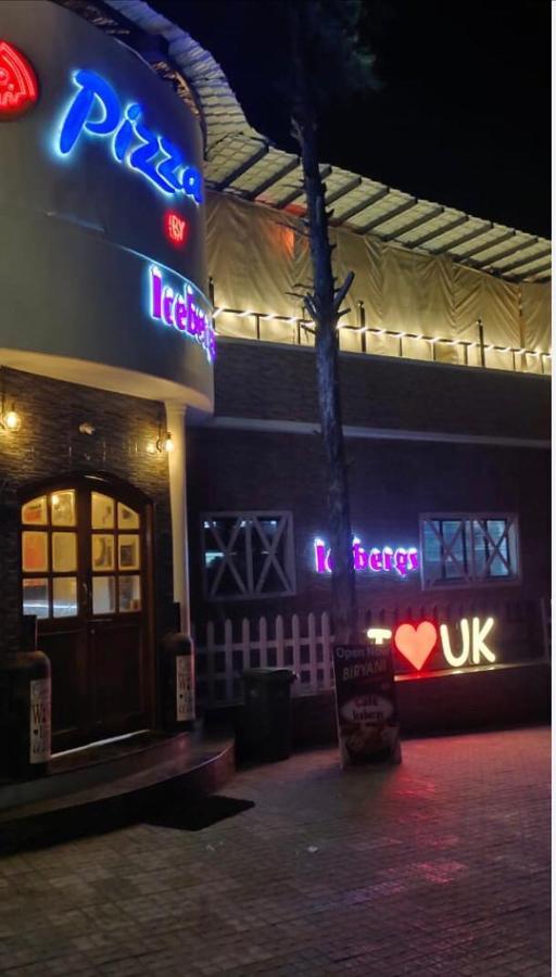Icebergs Mussoorie - A Boutique Stay And 24 Hrs Roof Top Cafe Екстериор снимка
