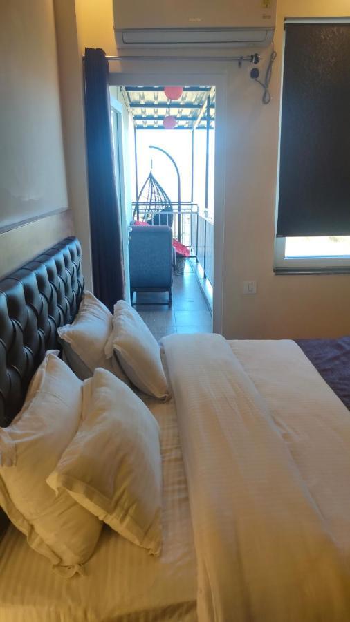 Icebergs Mussoorie - A Boutique Stay And 24 Hrs Roof Top Cafe Екстериор снимка