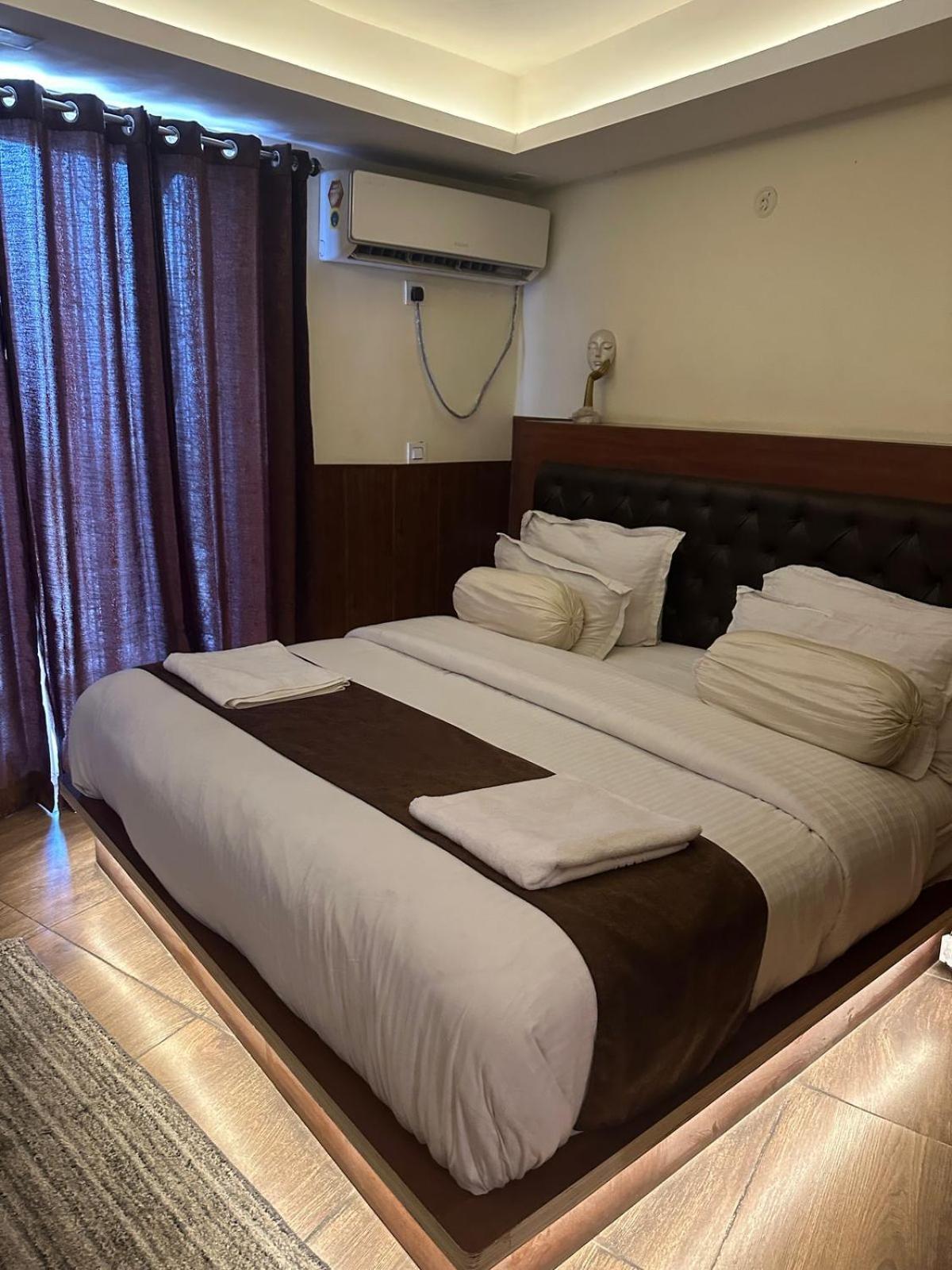 Icebergs Mussoorie - A Boutique Stay And 24 Hrs Roof Top Cafe Екстериор снимка